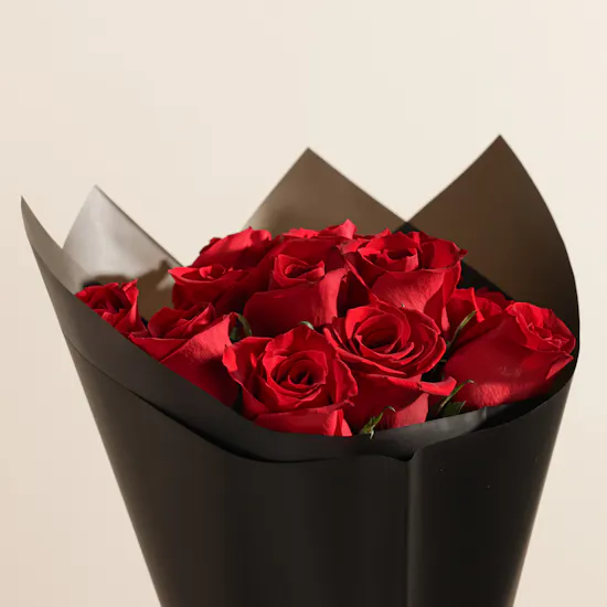 Soucolat Flakes Athel 43% Milk Chocolate Box | Glowy Flowers