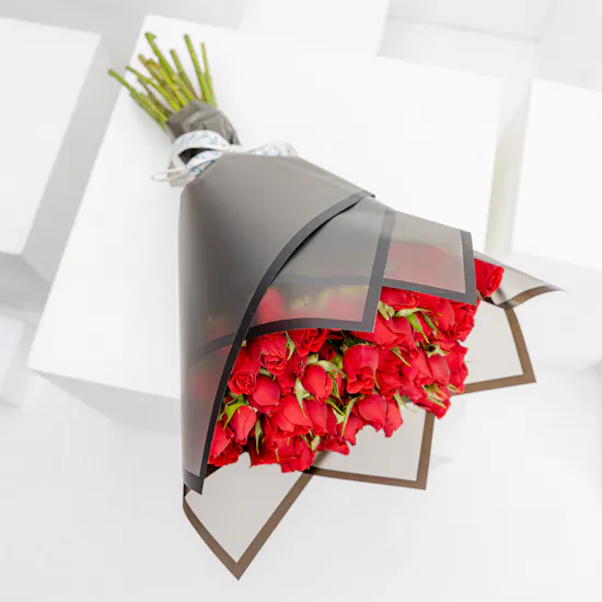 Red Baby Roses | Black Wrap