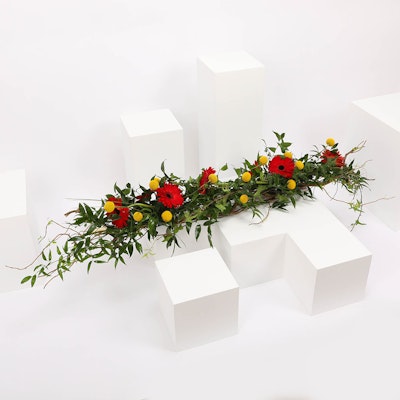Top Table Flowers Arrangement