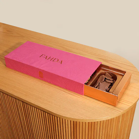 Fahda Chocolate Crispy Pink Box