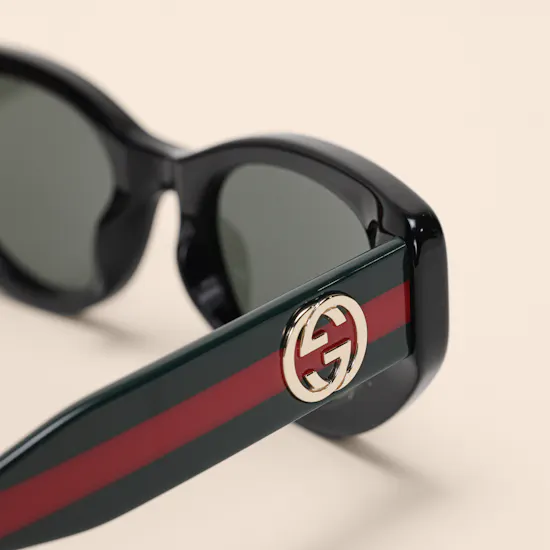 Gucci Black Cat-eye Frame Women's Sunglasses