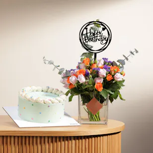 Koko Vanilla Cake | Birthday Flowers Vase