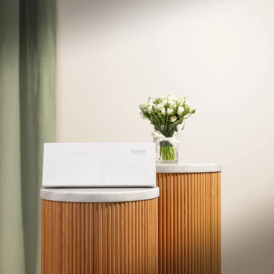 Bostani Chocolate White Signature Box | Charming Flower Vase