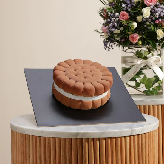 Dinara Kasko Lotus Cake | Happy Birthday Flowers