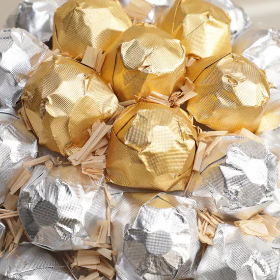 Floward Chocolate Favors Basket