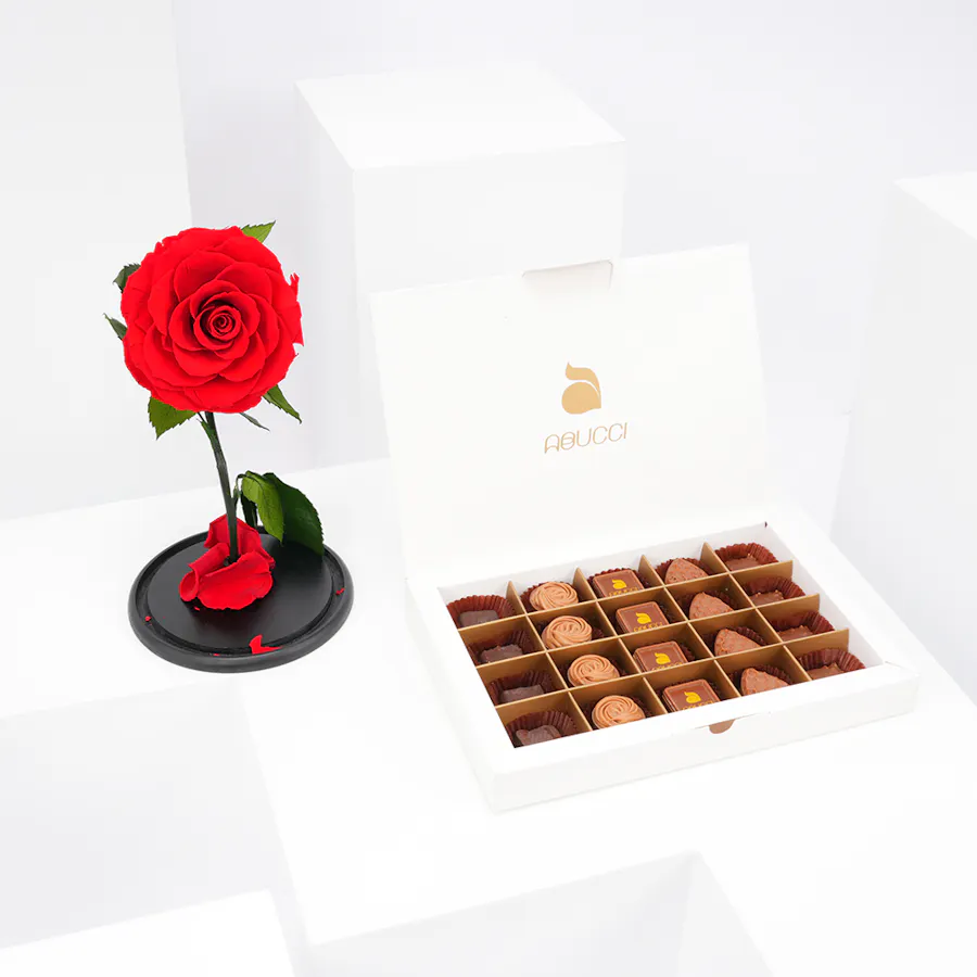Abucci Chocolate Box | Everlasting Red Rose 3