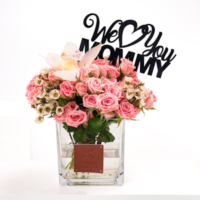 We Love You Mommy | Vase