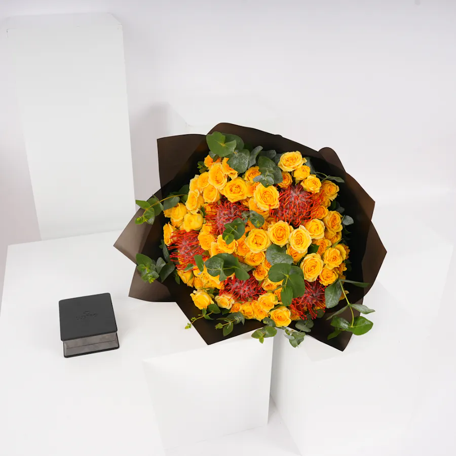 Lustro Stellarosa Diamond Earrings | Sunshine Bouquet 1