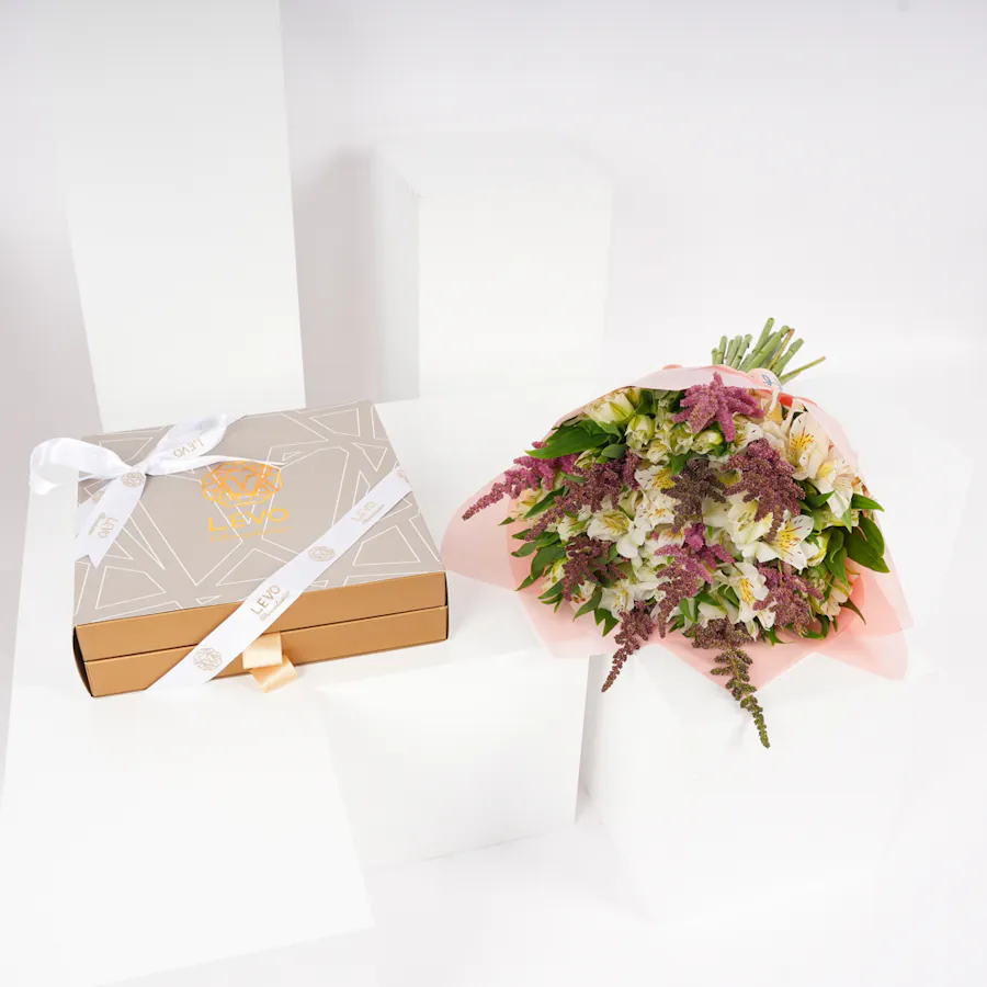 Levo Covered Chocolate Box | Softness Bouquet 1