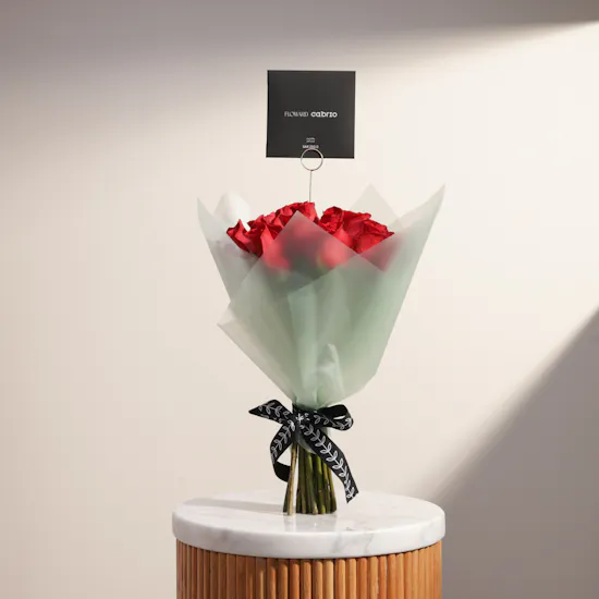 Cabrio Premium Transportation Services Voucher | Red Flowers