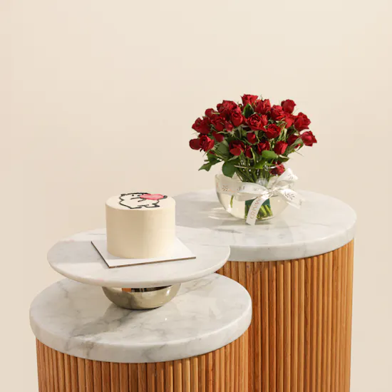 Floward Vanilla Mini Love Bear Cake | Graceful Roses Vase