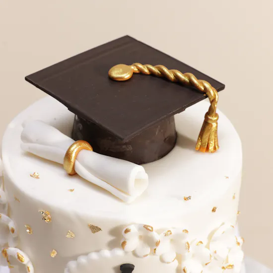 Floward I Did It Graduation Cake