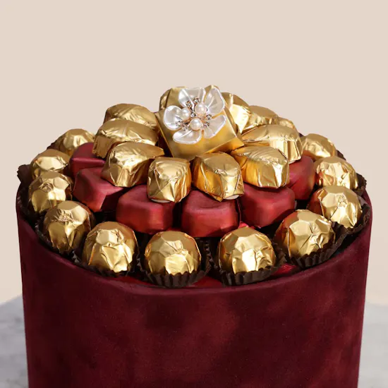 Floward Red Velvet Mix Chocolate Box