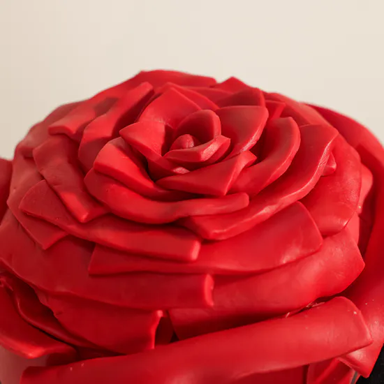 Cle Bakery Scarlet Bloom Cake