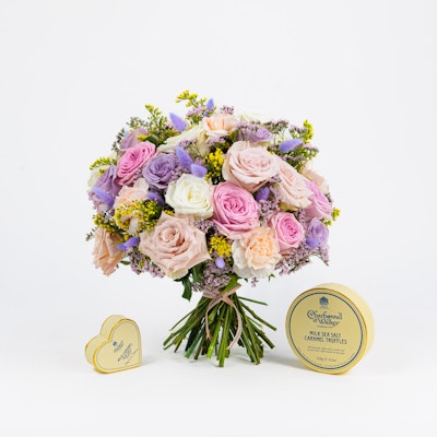 Mix Roses | 2 Charbonnel Et Walker Milk Chocolate Box Mix Roses | 2 Charbonnel Et Walker Milk Chocolate Box