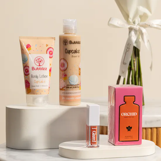 Bubblzz × Floward Bloom and Glow Exclusive Pouch | Warm Flower Bouquet