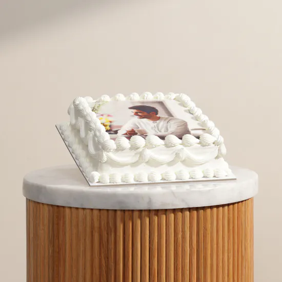 Mister Baker Personalized Classic Square Photo Cake