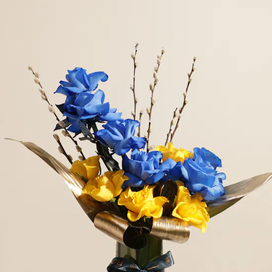 Floward My Hero Cake | Classy Flowers