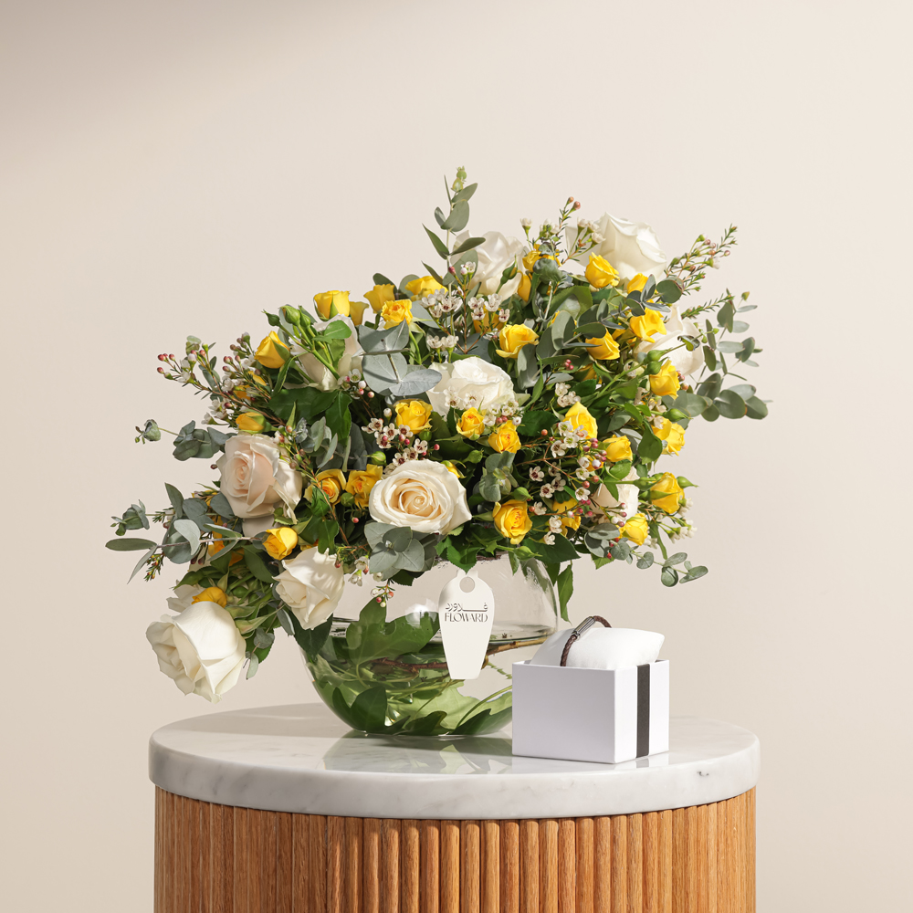 إسوارة رجالية من  كالفين كلاين | مزهرية مشرقة