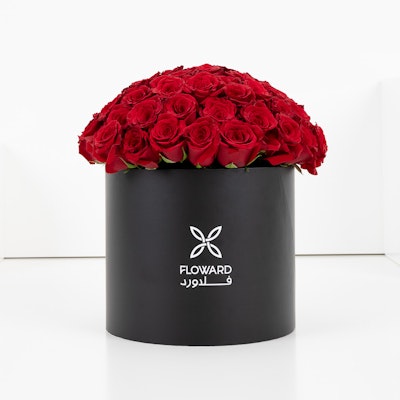 Red Roses | Black Box