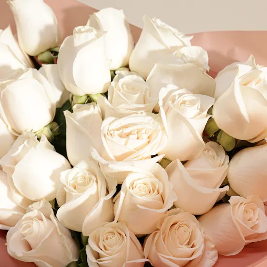 WoodWick Hourglass Candle | Sculpt Pilates Group Session Gift Voucher and Glam Roses