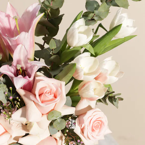 Elegant Pink Flowers Vase