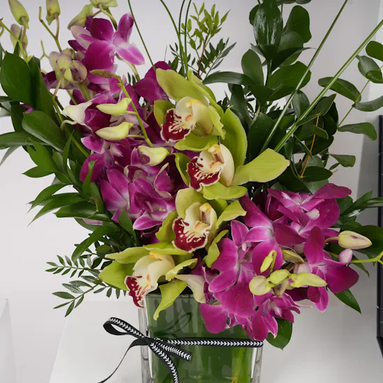 Nua Large Signature Box | Orchid Vase