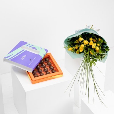 MOKO Halawa Crumble Chocolate Box with Flowers