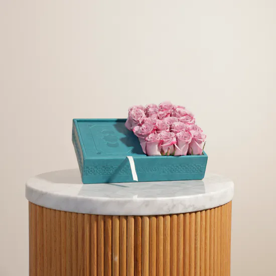 Floward Blue Holy Quran | Purple Roses