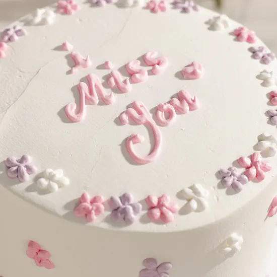 Floward Personalized Floral Cream Cake | Heartfelt Flower Bouquet