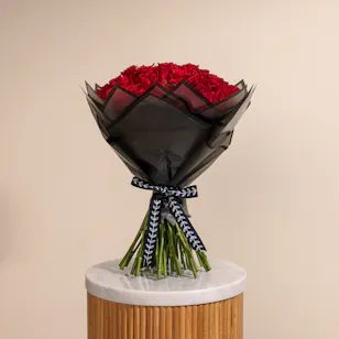 Delight 50 Red Roses Delight 50 Red Roses
