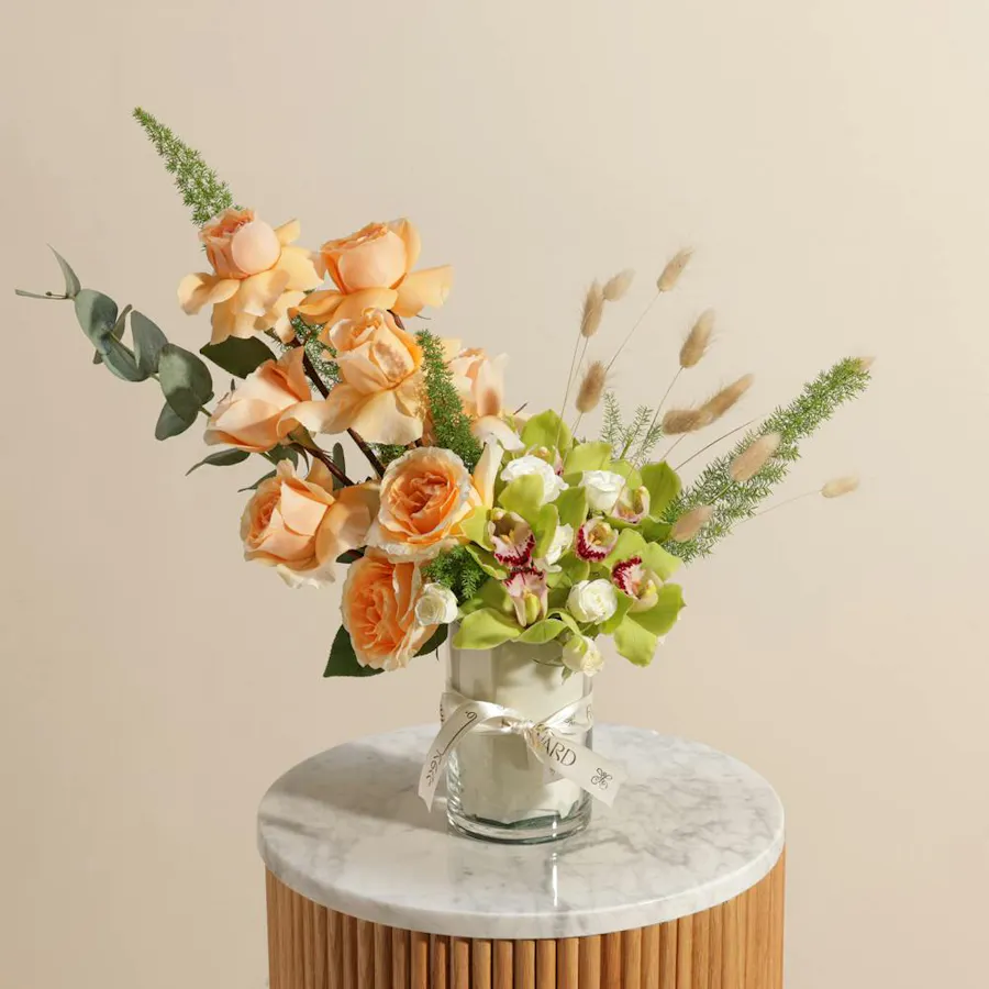 Amber Aura Flower Vase 2