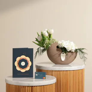 Floward 50 BHD Card | Serene Flower Vase Floward 50 BHD Card | Serene Flower Vase