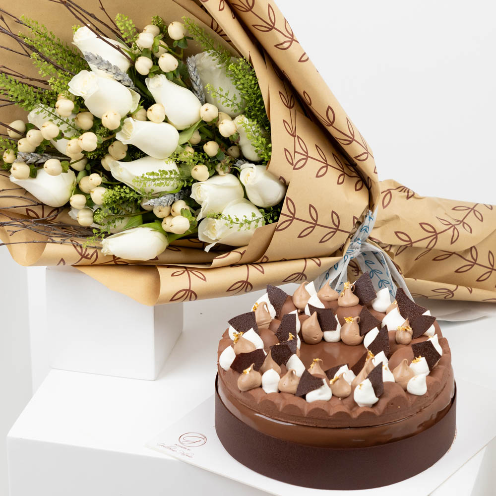 كيك الشوكولاتة من باتيسيري باي جيليرمو بالومو | باقة جوري 