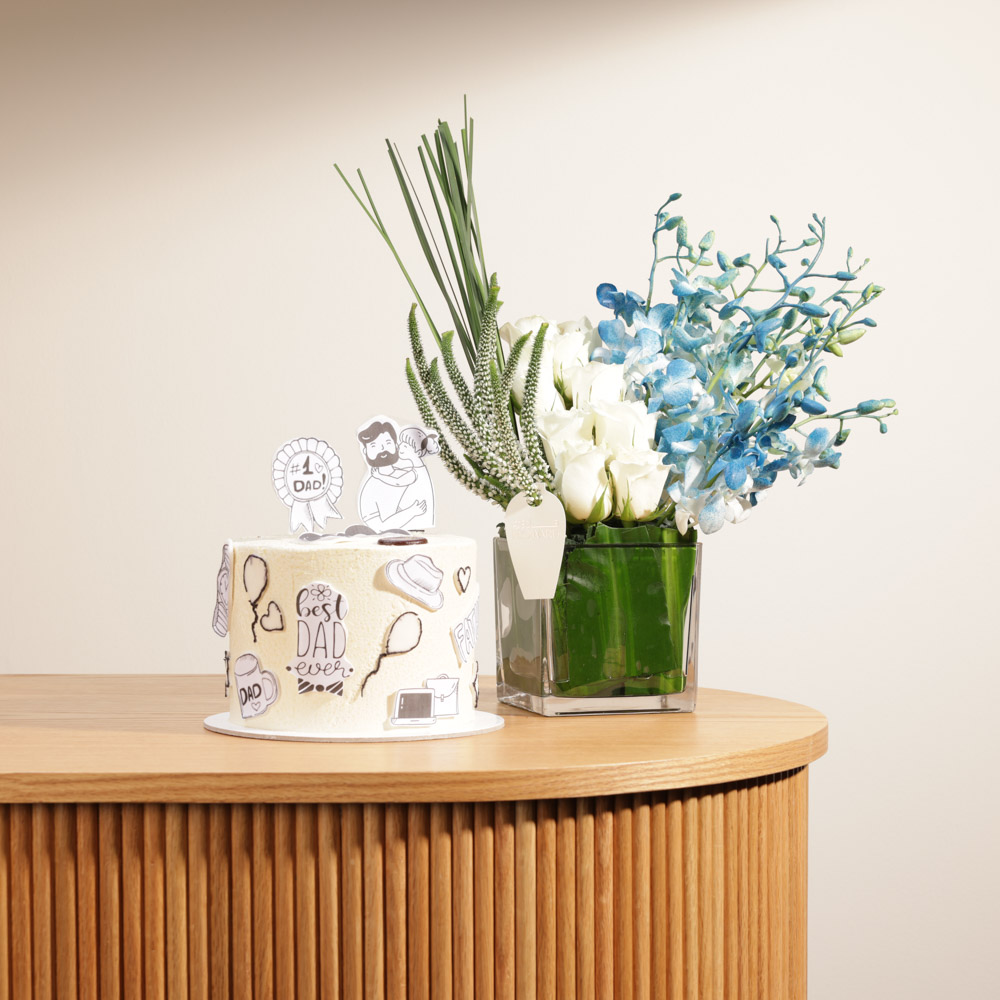 كيك أفضل أب من كرامبلز | ورود زرقاء