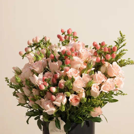Rosy Garden Grace Flower Vase