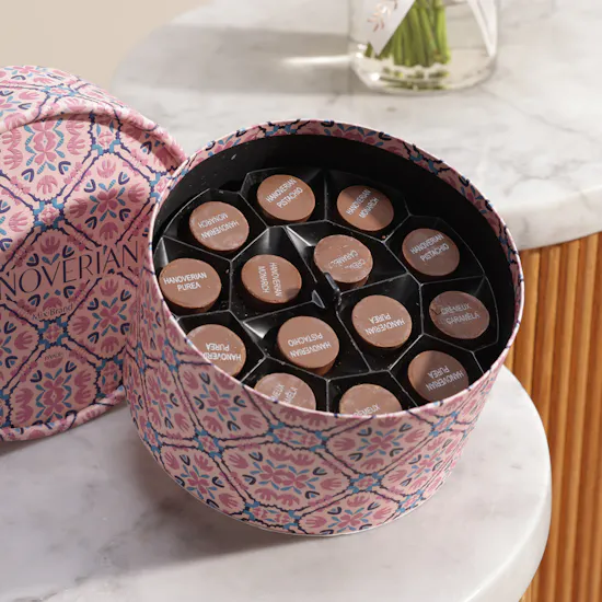 Hanoverian Round Chocolate Box | Father's Day Flower Vase