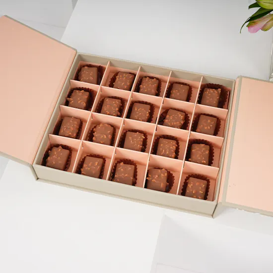 Floward Crunchy Chocolate Box | Alstroemeria Vase