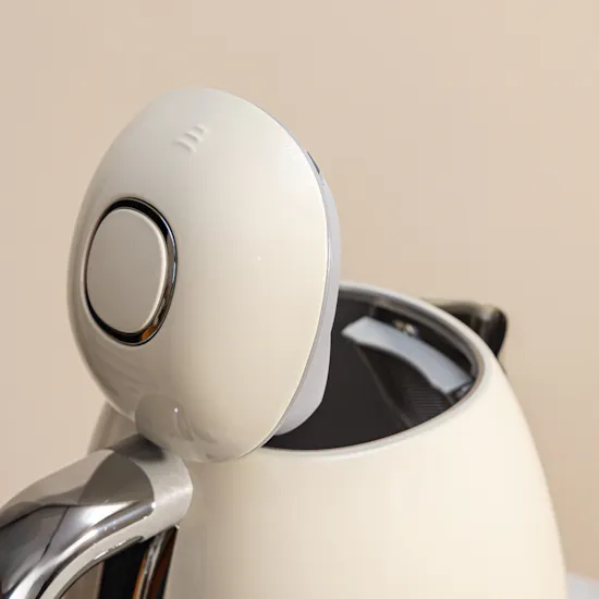 Smeg Retro Style Electric Kettle 1.7 Liter | Cream Color
