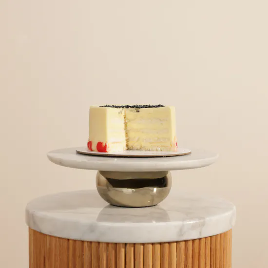 Laviviane Happy Birthday Cream Cake | Delicate Details Flowers Bouquet
