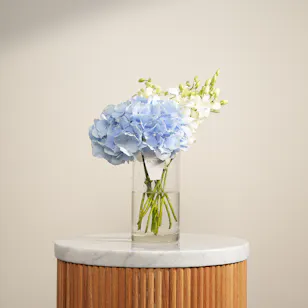 White Sky Dream Flower Vase