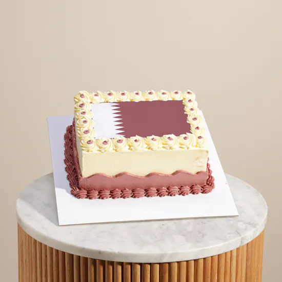 Floward Qatar Flag Cake