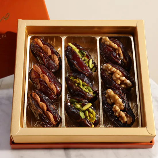 Sinwan Stuffed Madjool Dates Box | 9 Pieces