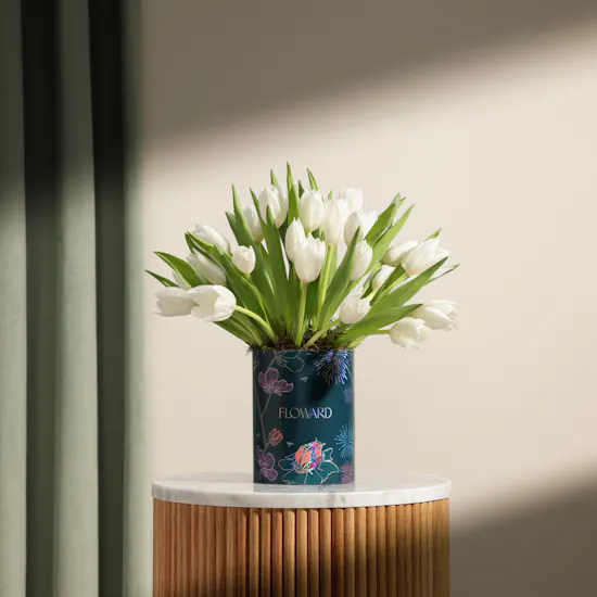 Festive White Tulip Box | 30 Flowers