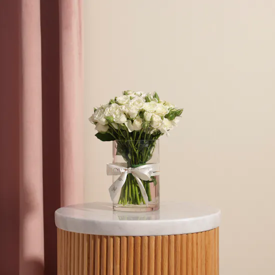 Pure White Baby Roses Vase | 18 Flowers
