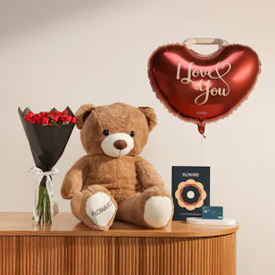 Floward Card 50 KWD | Endless Affection Gift Set Floward Card 50 KWD | Endless Affection Gift Set