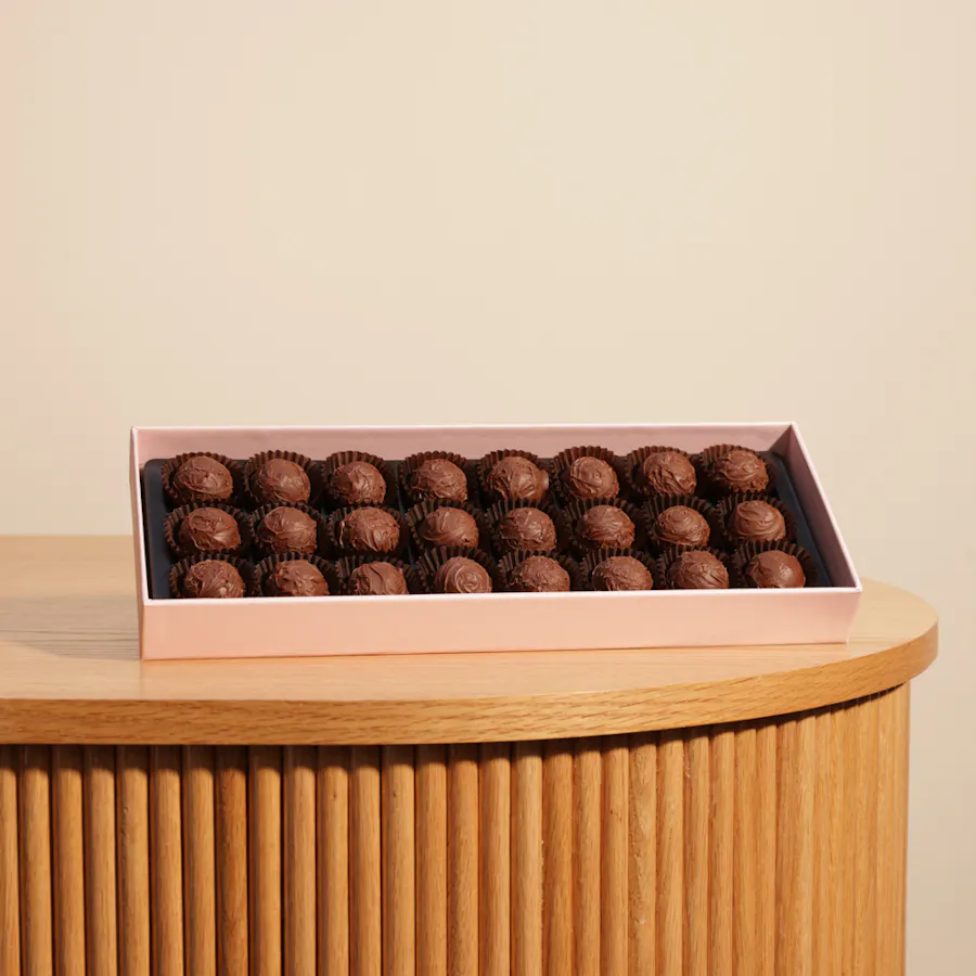 Hanoverian Truffle Chocolates Box | 24 pieces 3