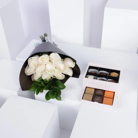 Godiva Royal Mini Box | White Roses