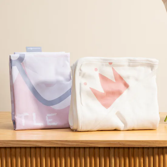 Hedeya Baby Girl Gift Set | The Party Station Balloon and Flowers