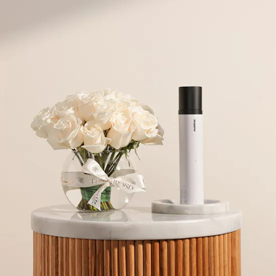 Mubkhar All Over Spray | White Roses Vase